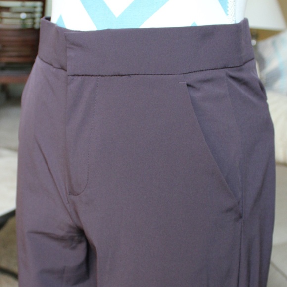 Wide Leg Cropped Pants - Picture 2 of 11